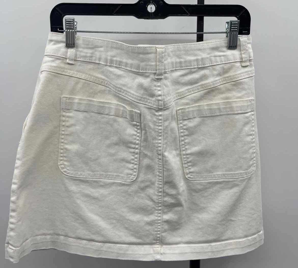 Copper Key Women's Size 14 White Solid Skirt