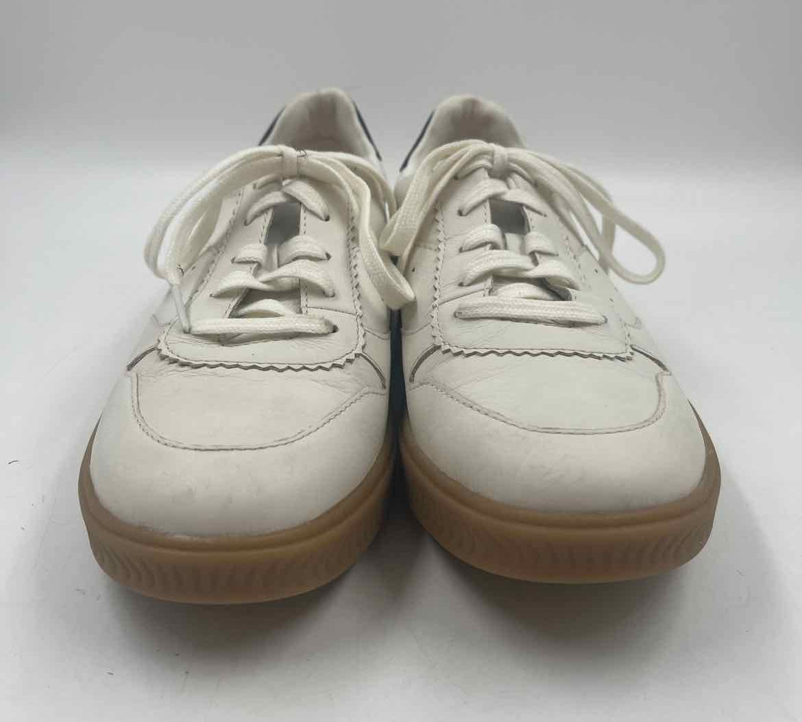 Hush Puppies Women's Shoe Size 8 White Solid Sneakers
