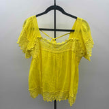 Grace & Karma Women's Size L Yellow Lace Short Sleeve Shirt