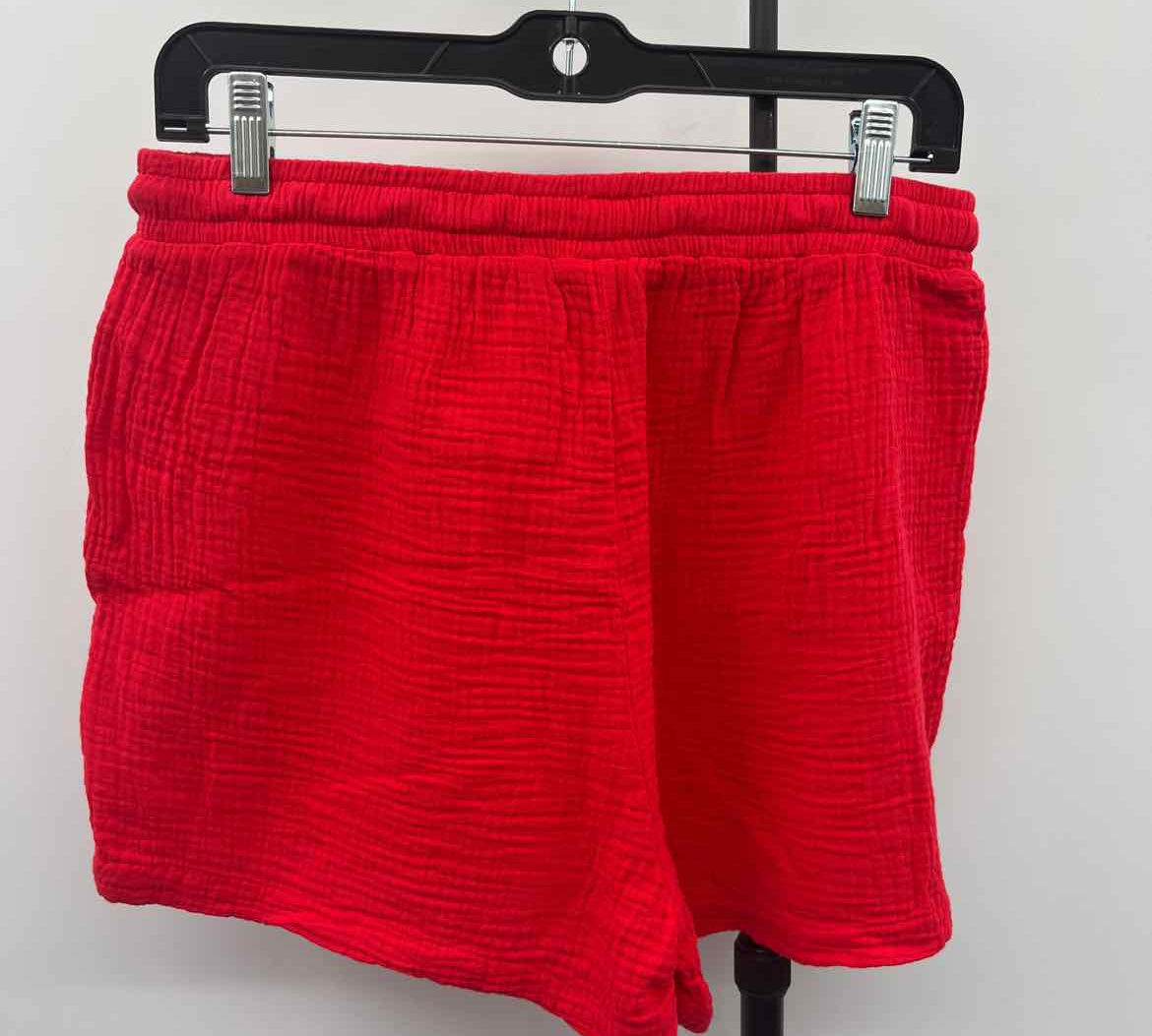 Bobi Women's Size 6 Red Textured Shorts