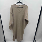 Le Lis Women's Size 10 Mocha Solid Dress