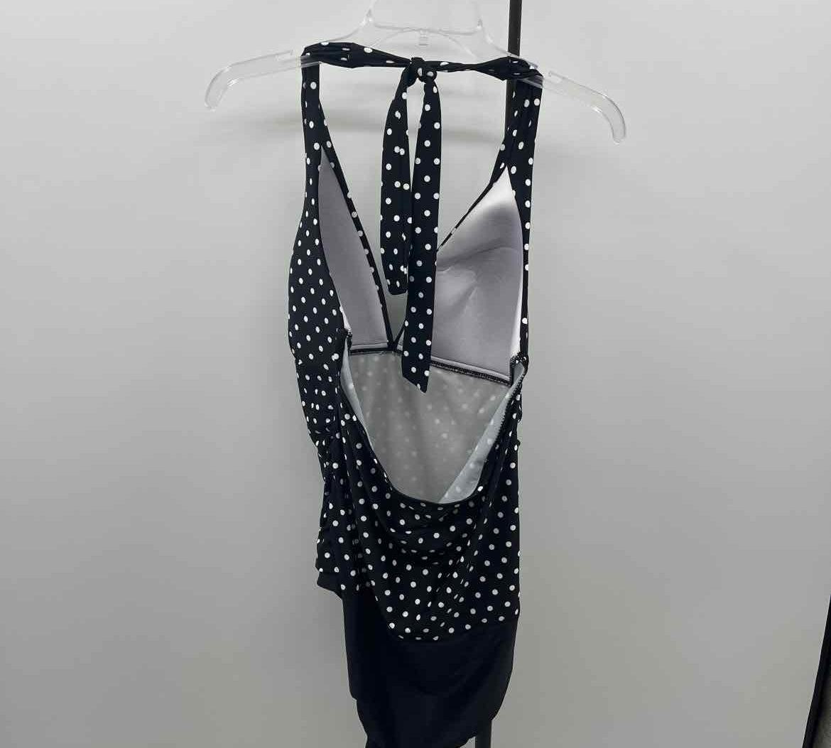 2Bamboo Women's Size XXL Black dotted Swimsuit - 1 Piece