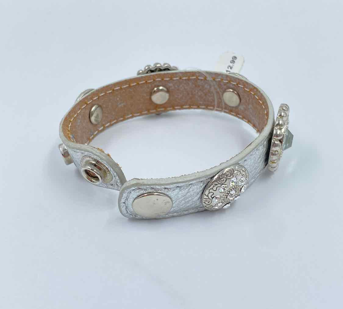Boutique Women's Silver Bracelet