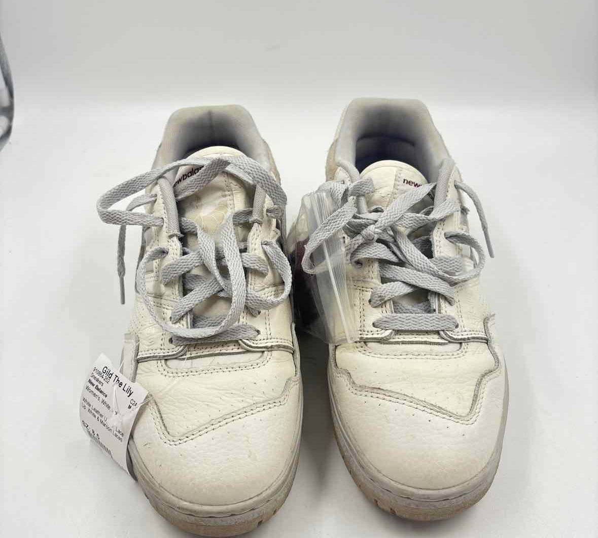 New Balance Women's Shoe Size 8.5 White Solid Sneakers