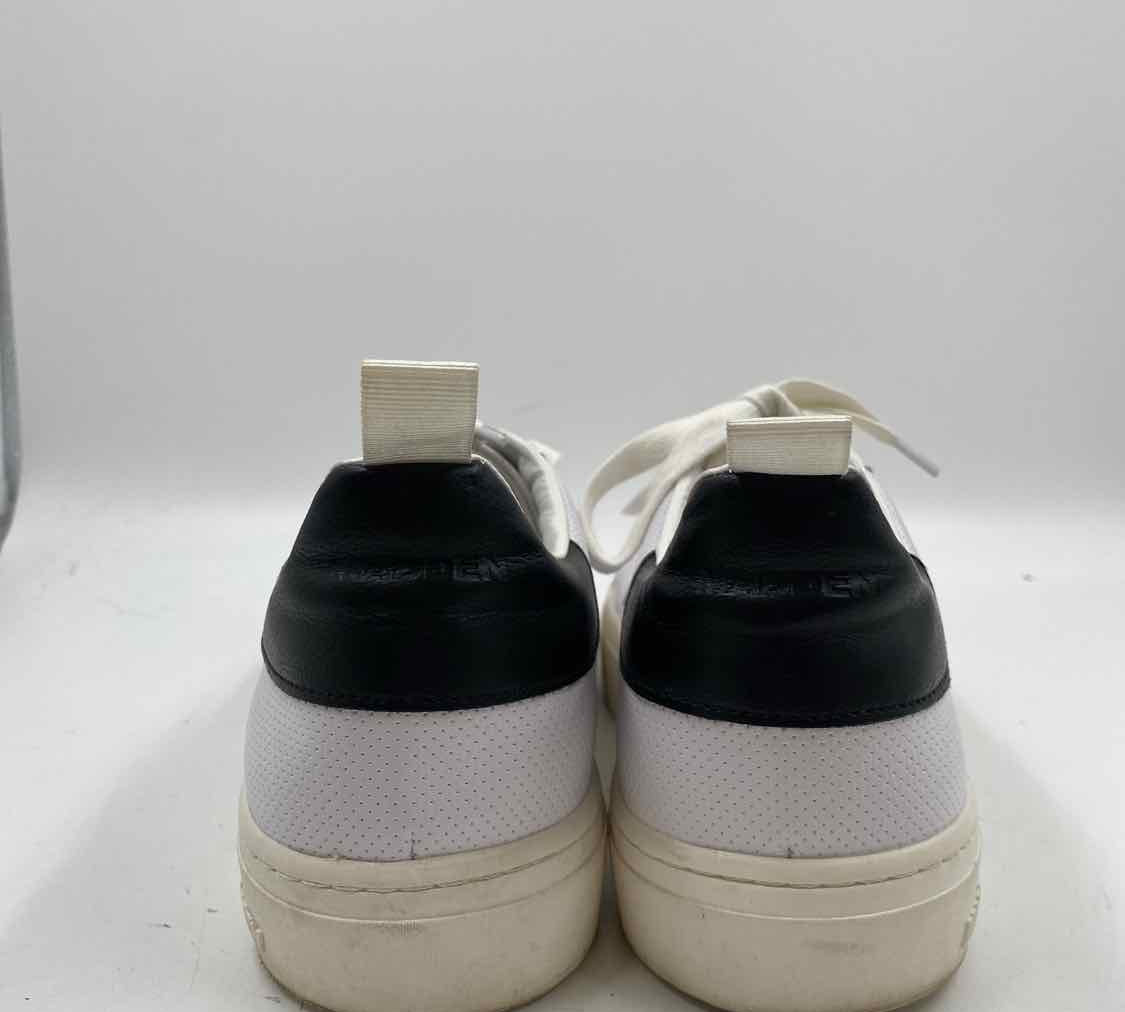 Madden Women's Shoe Size 7.5 White Solid Sneakers