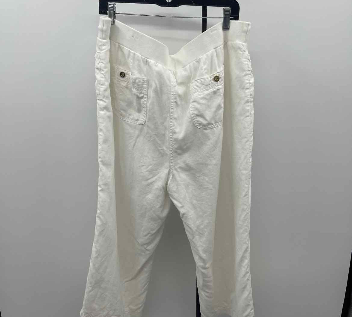 JM Collection Women's Size 18 White Textured Capris