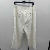 JM Collection Women's Size 18 White Textured Capris