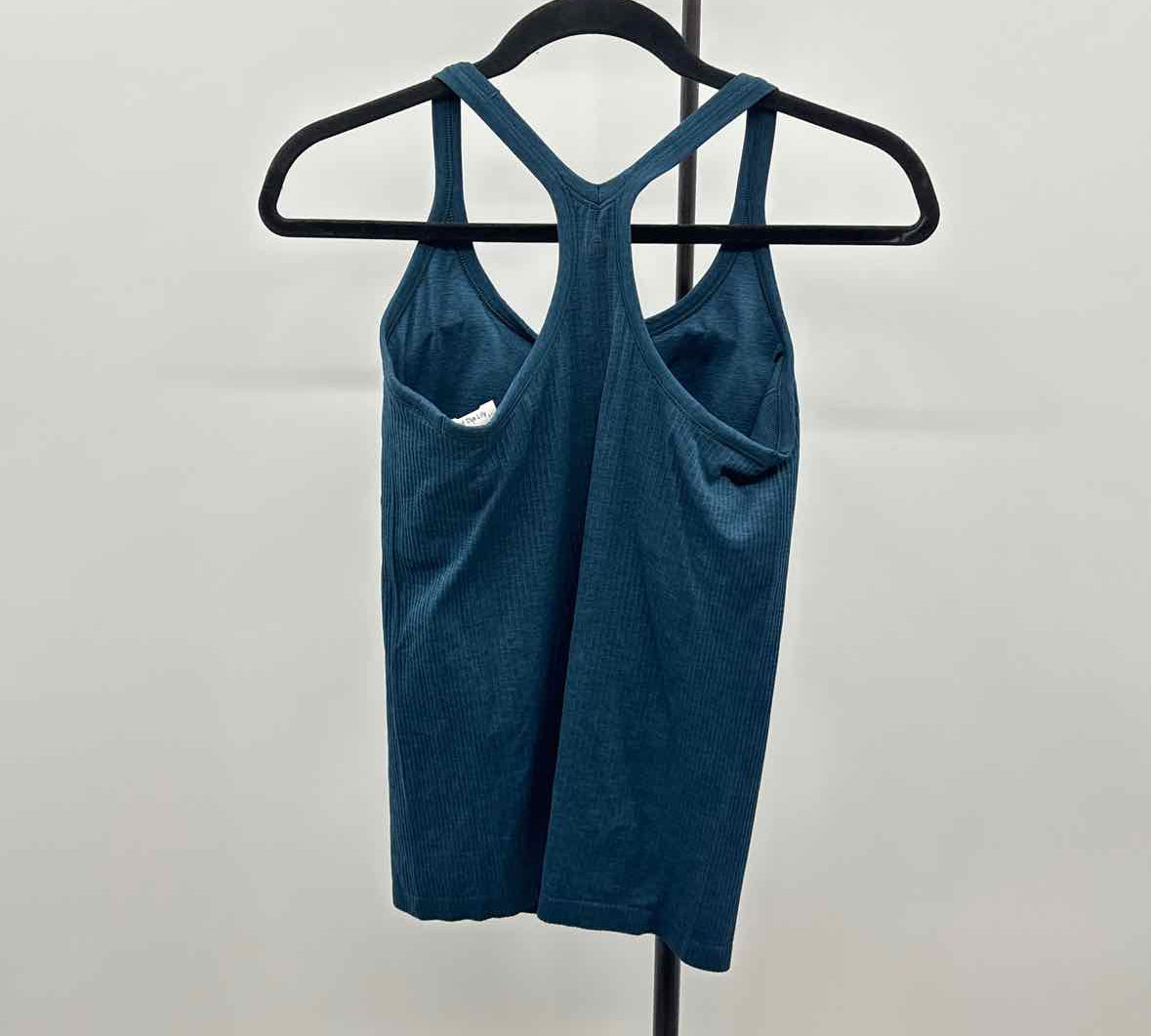 Lululemon Junior's Size M Teal Ribbed Tank
