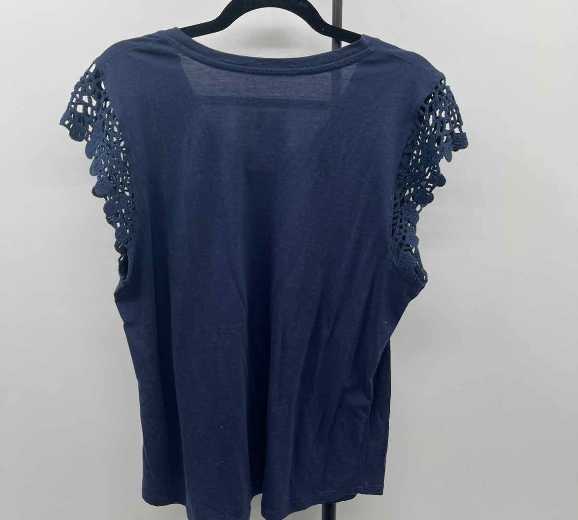 C&C California Women's Size L Navy Solid Short Sleeve Shirt