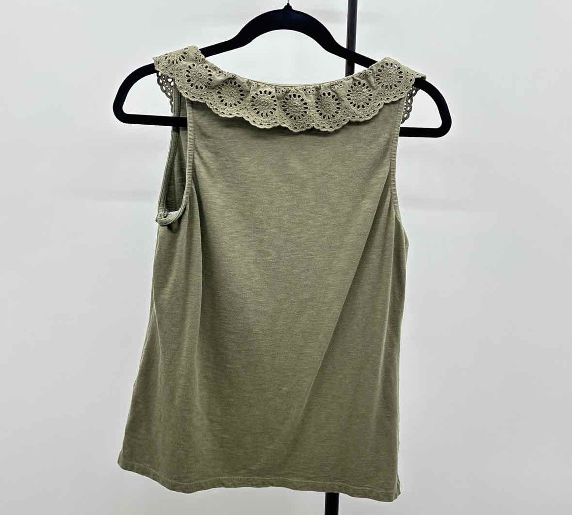 Talbots Women's Size M Olive Eyelet Short Sleeve Shirt