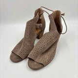 Lucky Brand Women's Shoe Size 9.5 Taupe cutouts Sandals