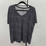 Nine West Women's Size XL Black Spotted Short Sleeve Shirt
