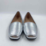 Bandolino Women's Shoe Size 9.5 Silver Solid Flats