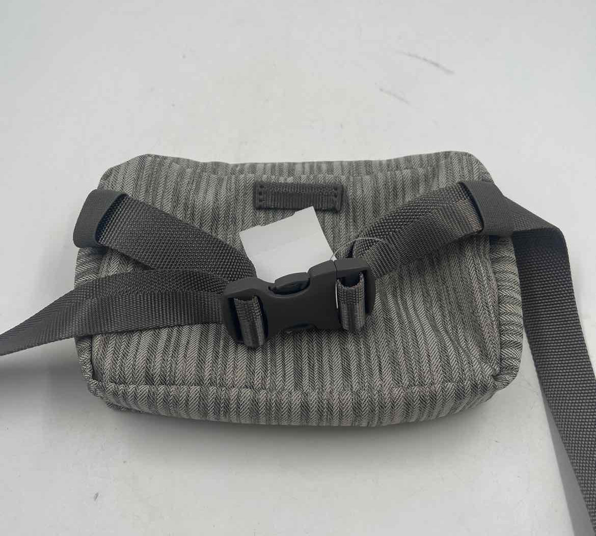 Haiku Women's Charcoal Stripe Purse