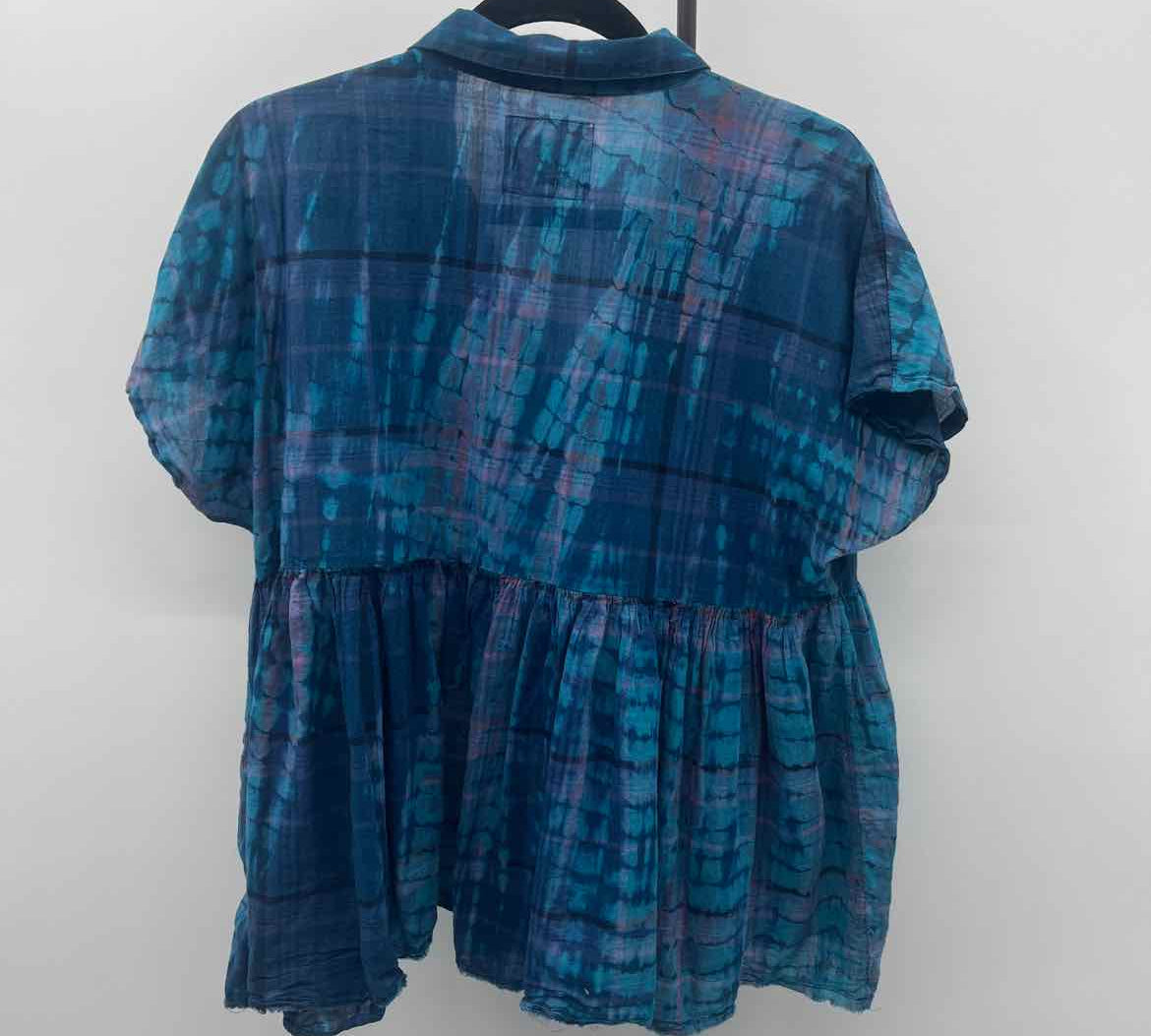 Lucky Brand Women's Size M Blue Tie Dye Short Sleeve Shirt