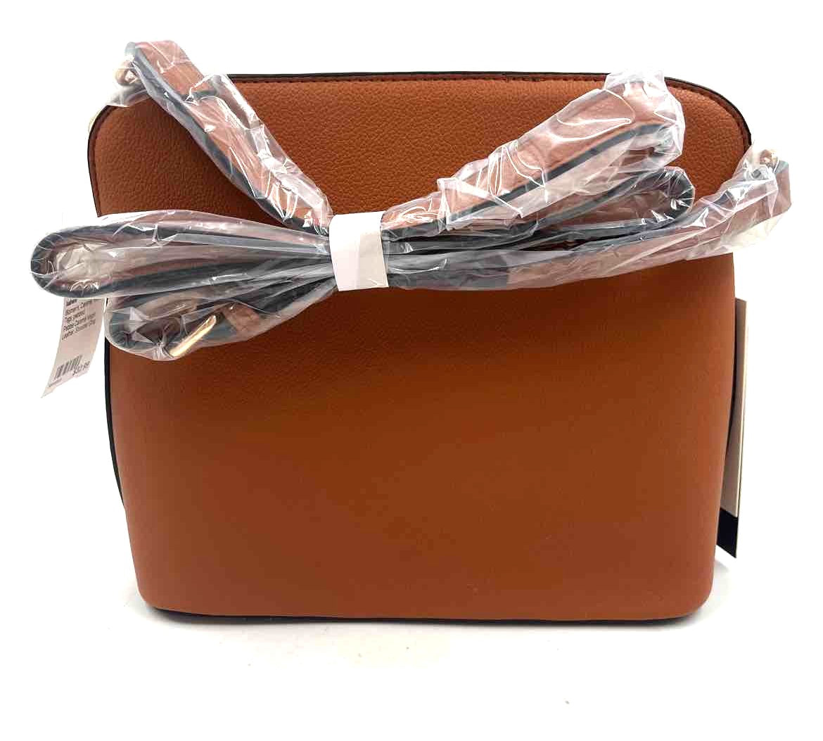 NWT ISABELLE Caramel Pebble Vegan Leather Crossbody Purse