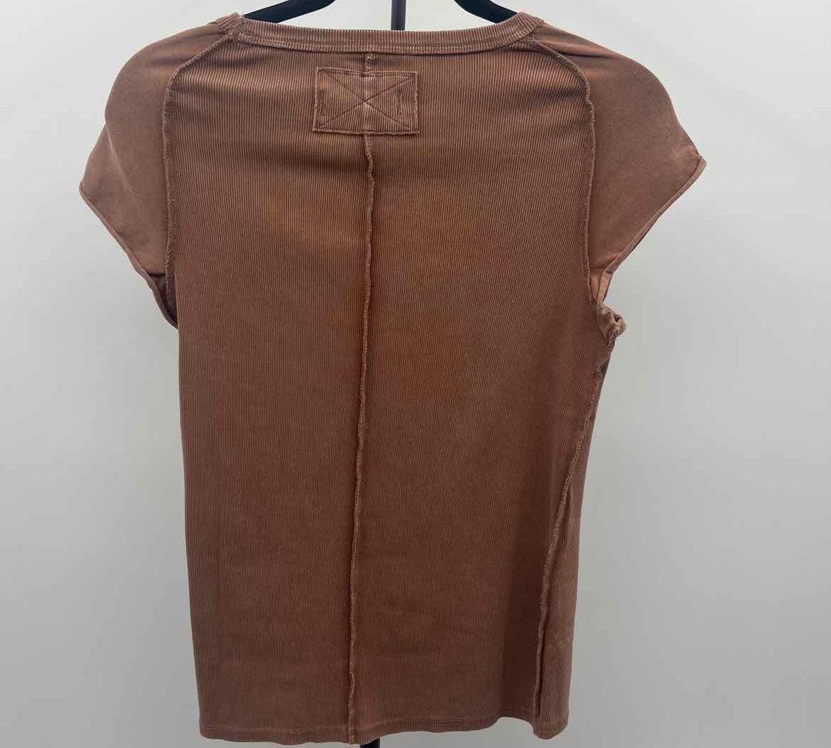 We the Free Junior's Size XL Brown Ribbed Short Sleeve Shirt