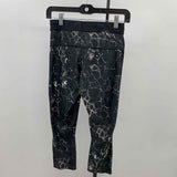 Nike Women's Size 6 Black Abstract Capris