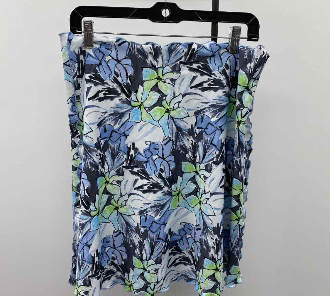 Haystacks Women's Size 14 Blue Floral Skirt