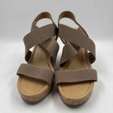 CL by Laundry Women's Shoe Size 10 Tan Solid Sandals