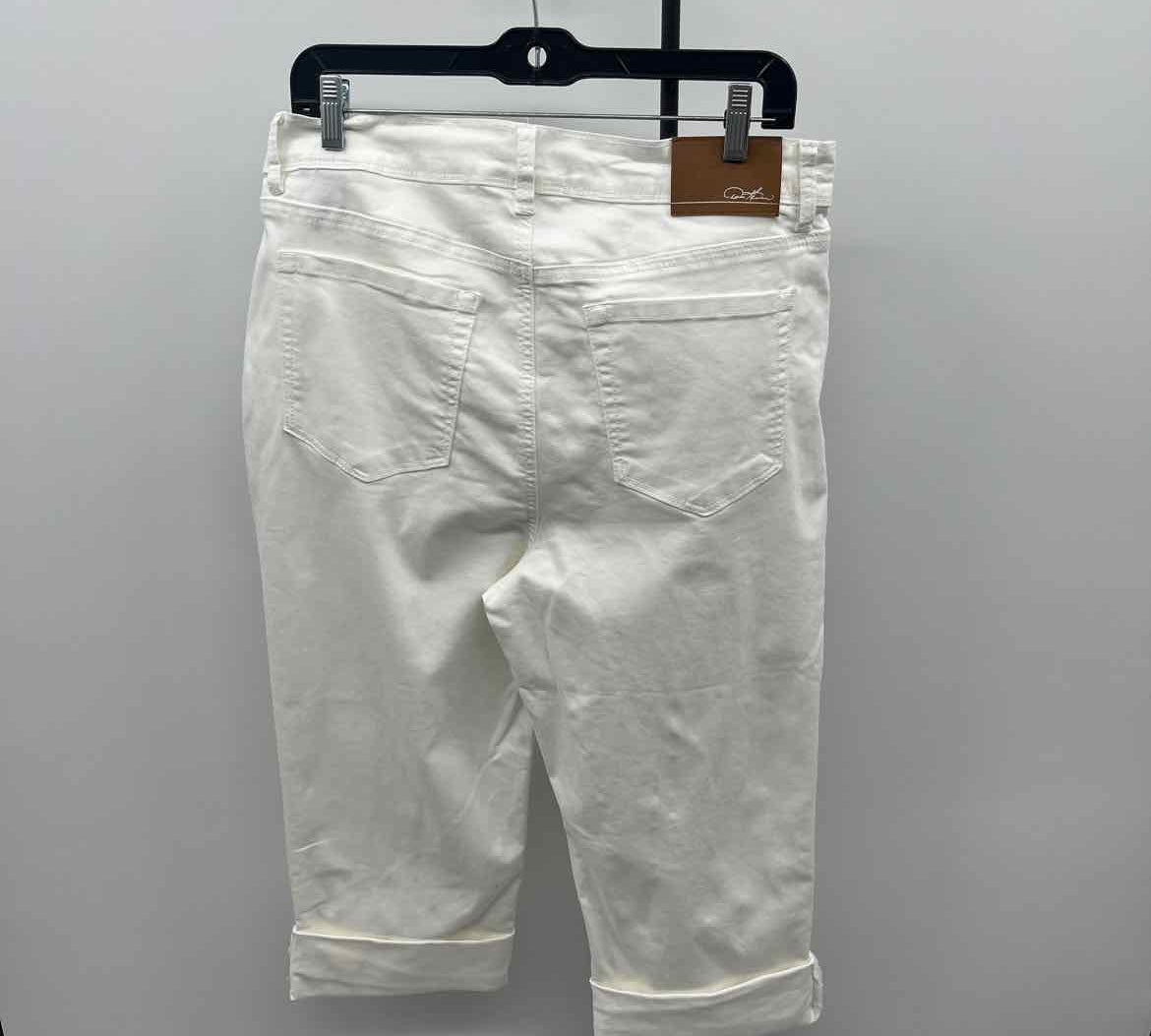 DG2 Women's Size 14 White Solid Capris