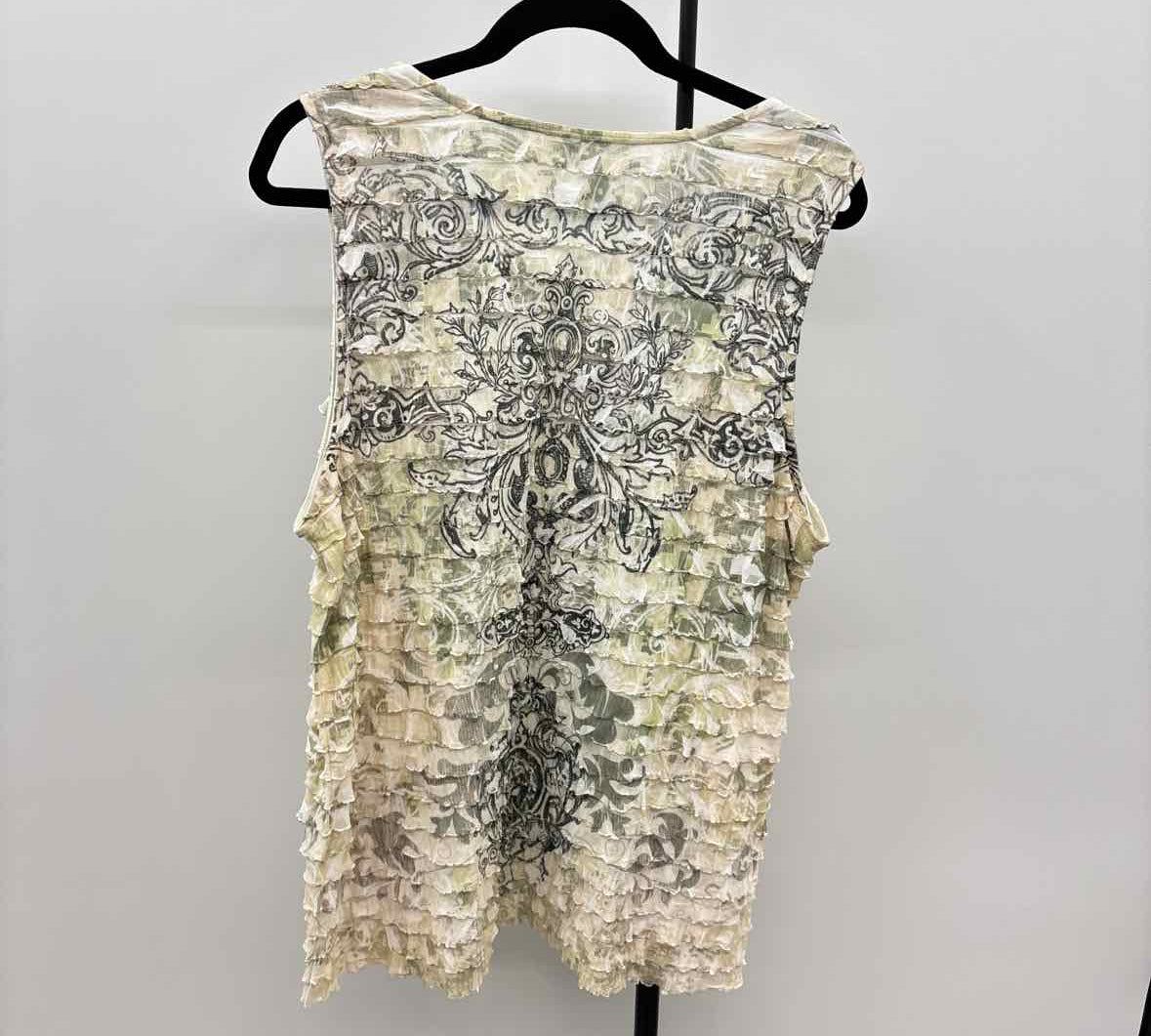 CJ Banks Women's Size L Green Damask Sleeveless Shirt