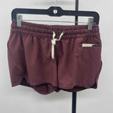 vuori Women's Size 6 maroon Solid Shorts