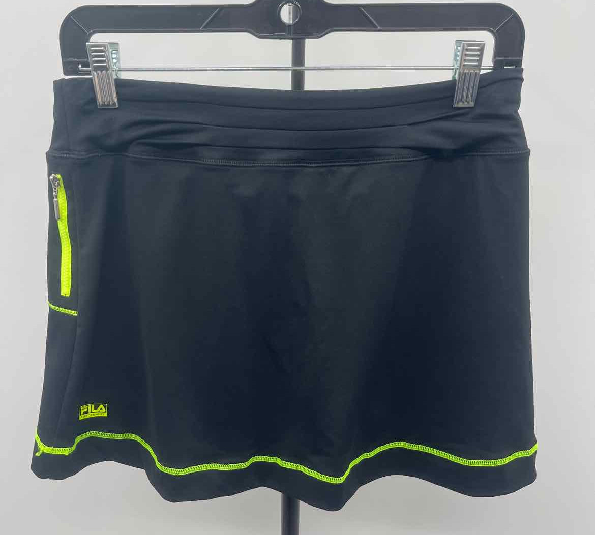 Fila Women's Size 6 Black Solid Skirt