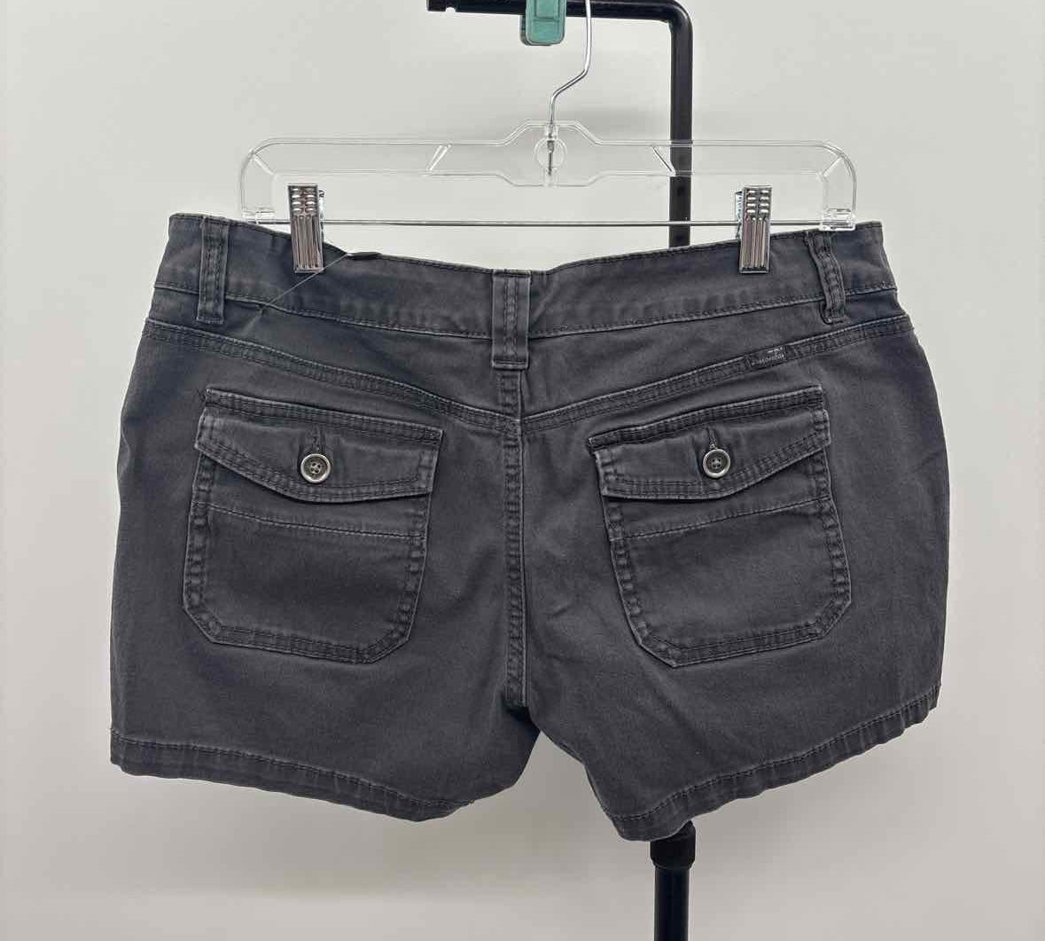 Union Bay Junior's Size 11 Charcoal Solid Shorts
