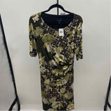 Connected Women's Size 8 Green Floral Dress