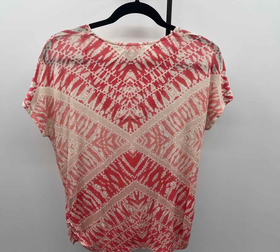 Chico's Women's Size S coral Tie Dye Short Sleeve Shirt
