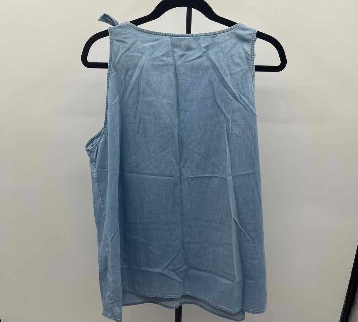 St. John's Bay Women's Size XL Blue Solid Sleeveless Shirt
