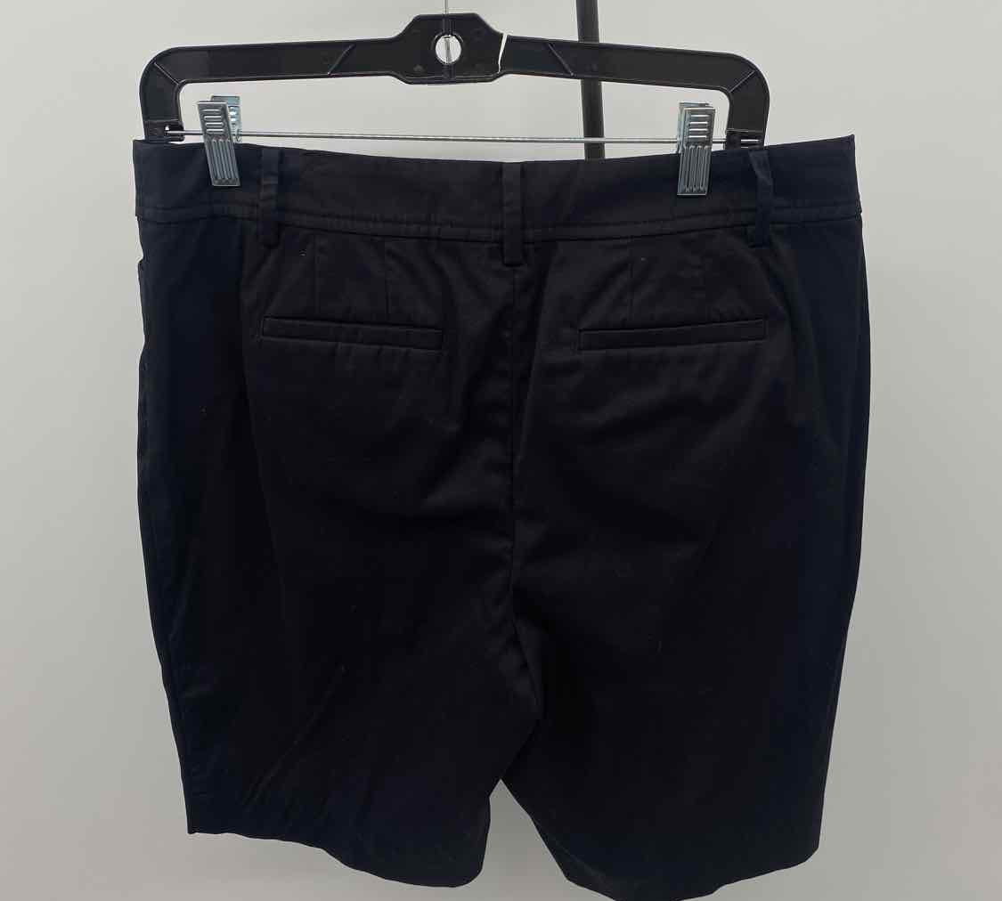 Talbots Women's Size 10P Black Solid Shorts