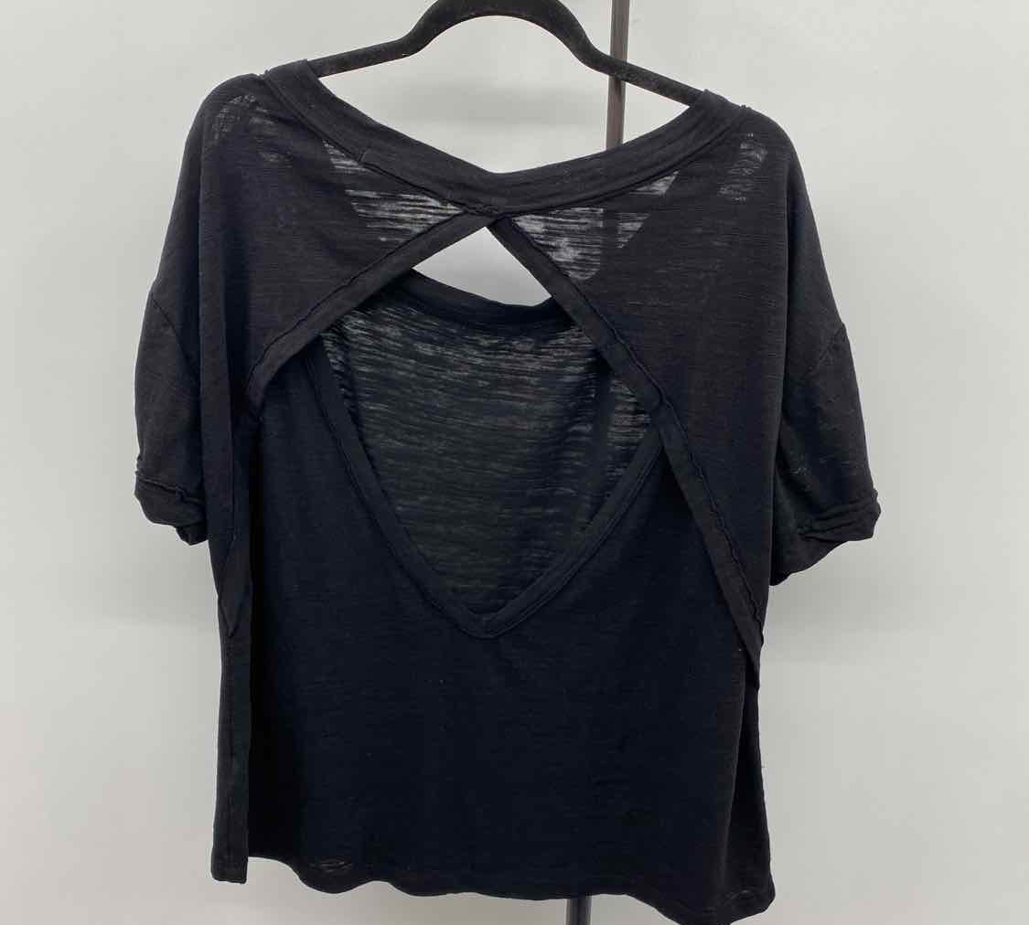 We the Free Junior's Size S Black Heathered Short Sleeve Shirt