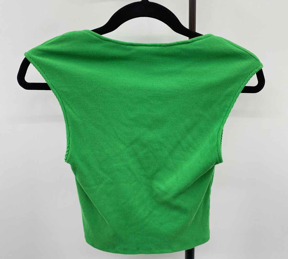 Block Women's Size L Green Ribbed Short Sleeve Shirt