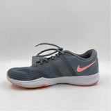Nike Women's Shoe Size 6.5 Gray Solid Sneakers