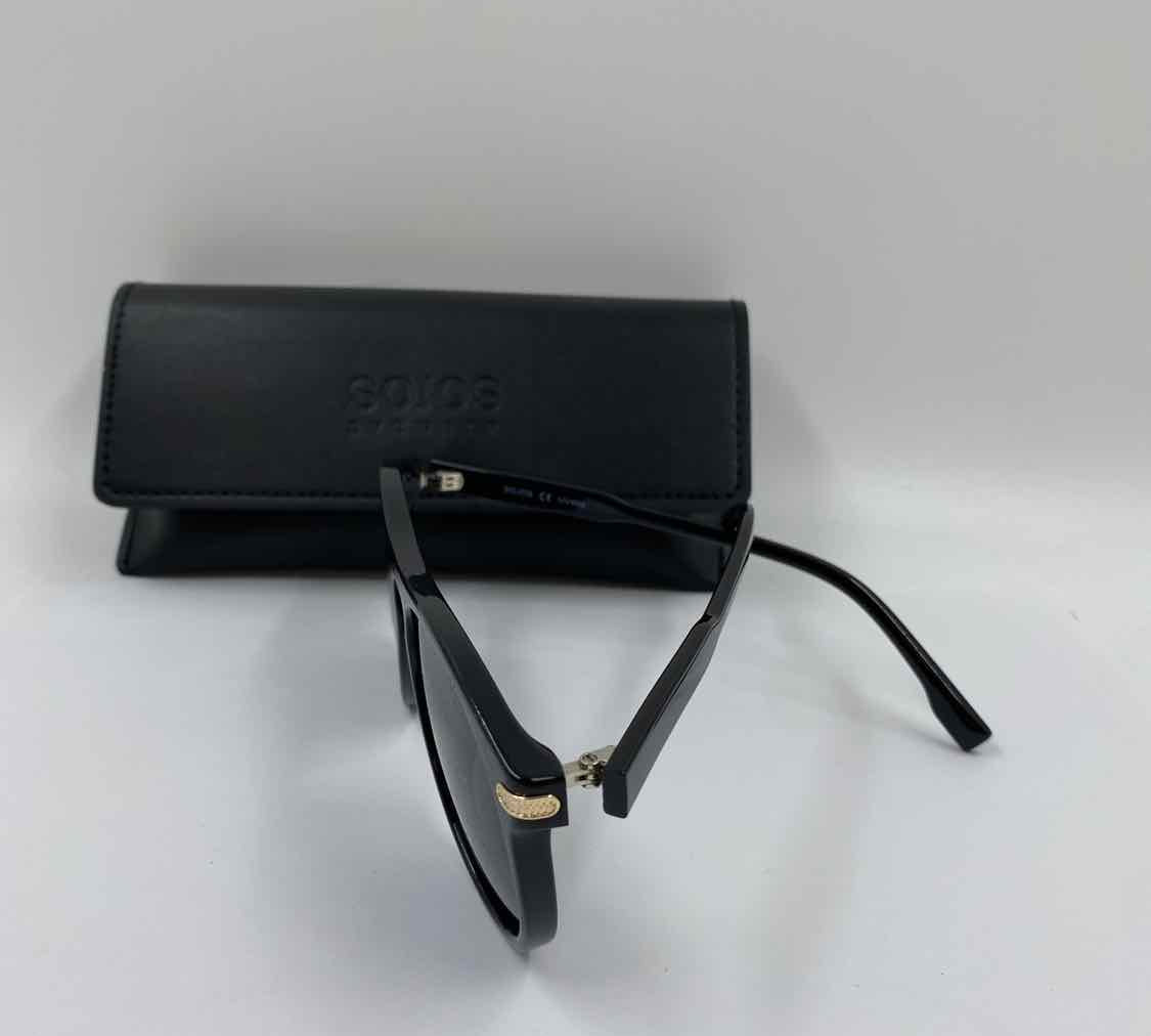 Sojos Women's Black New with Tags Solid Sunglasses