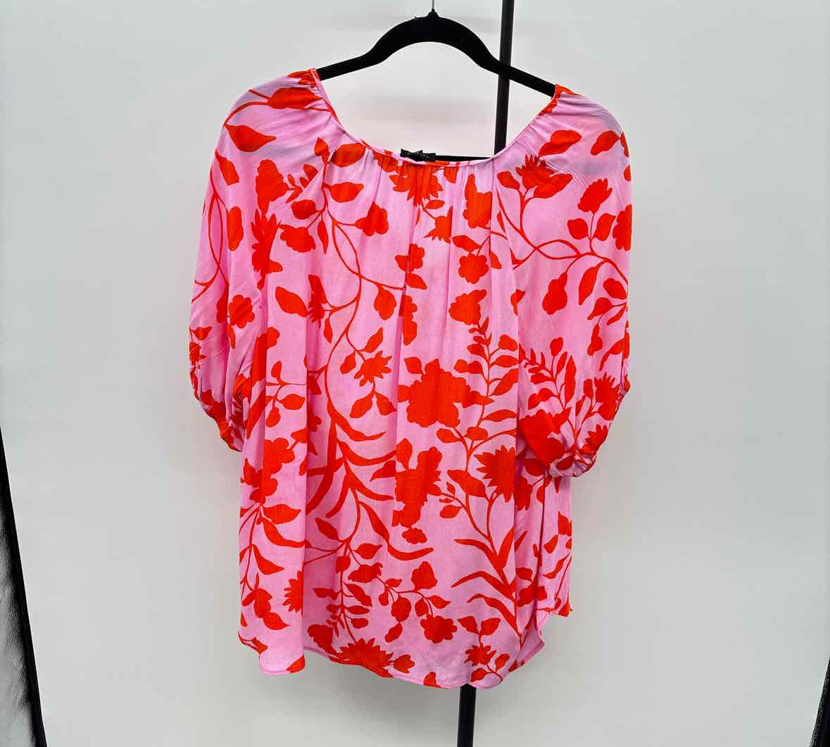 Talbots Women's Size XL Pink Floral Short Sleeve Shirt