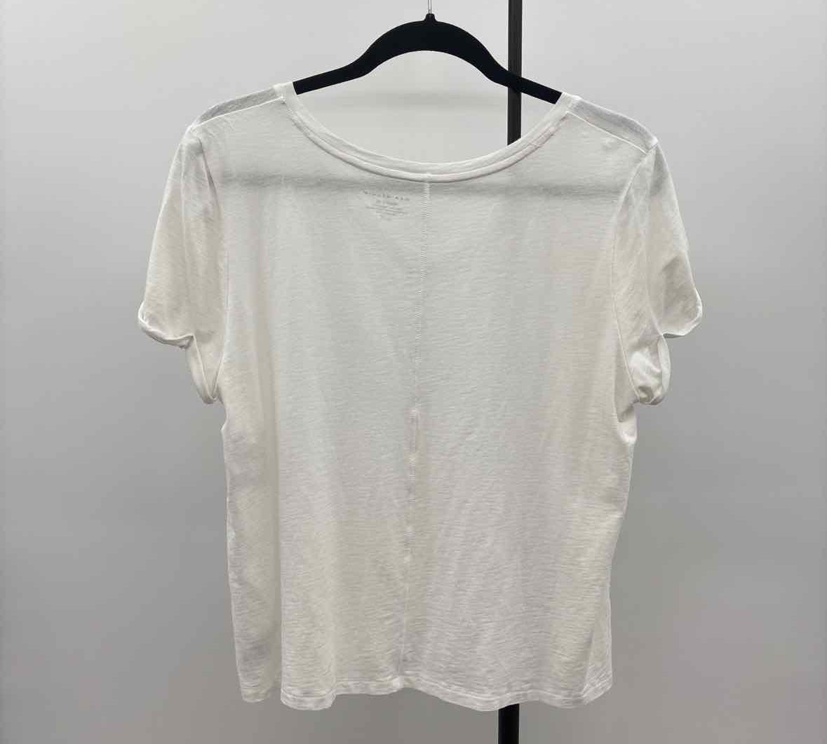 Max Studio Women's Size XL White Solid Short Sleeve Shirt
