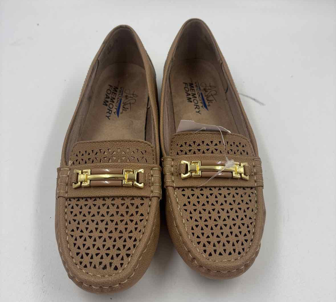 Life Stride Women's Shoe Size 6.5 Tan Laser Cut Flats