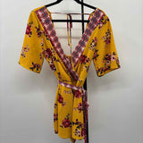 Trixxi Women's Size 6 Yellow Floral Jumper