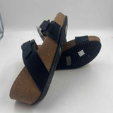 Clarks Women's Shoe Size 8.5 Black Sandals