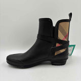 Burberry Women's Shoe Size 7 Black Plaid Boots