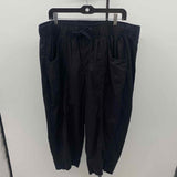 Lane Bryant Women's Size 18 Black Solid Capris