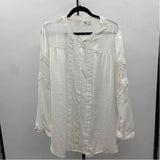 Cato Women's Size 3X White Textured Long Sleeve Shirt