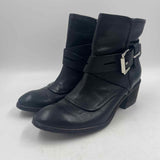 Donald J Pliner Women's Shoe Size 7.5 Black Solid Boots