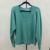 Perfect White Tee Women's Size M Green Solid Sweatshirt