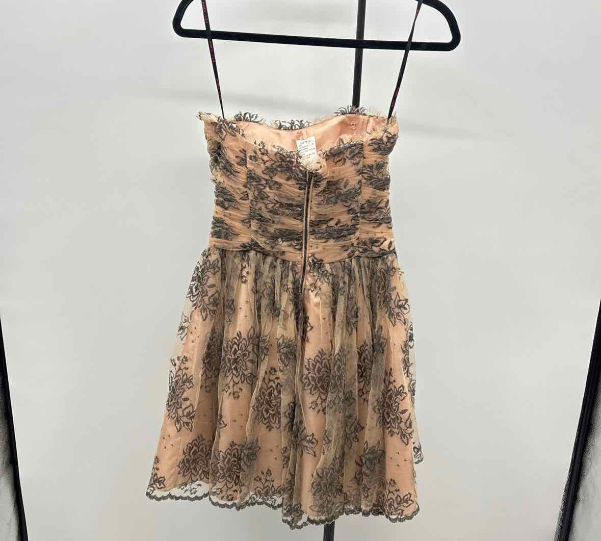 Betsey Johnson Women's Size 4 Blush Floral Gown/Evening Wear