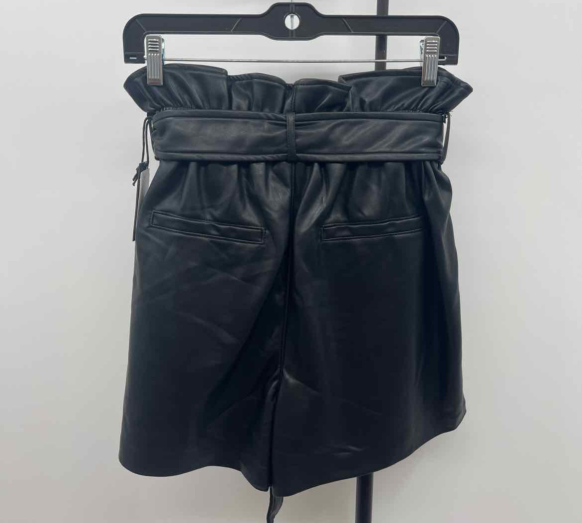 BLANKNYC Women's Size 8 Black Solid Shorts