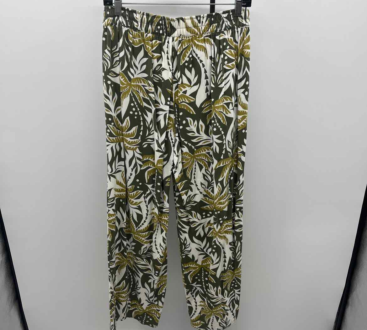 Old Navy Junior's Size 10 Green Leaf Pants